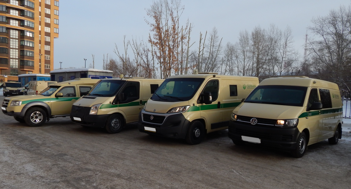 Инкассаторский автомобиль