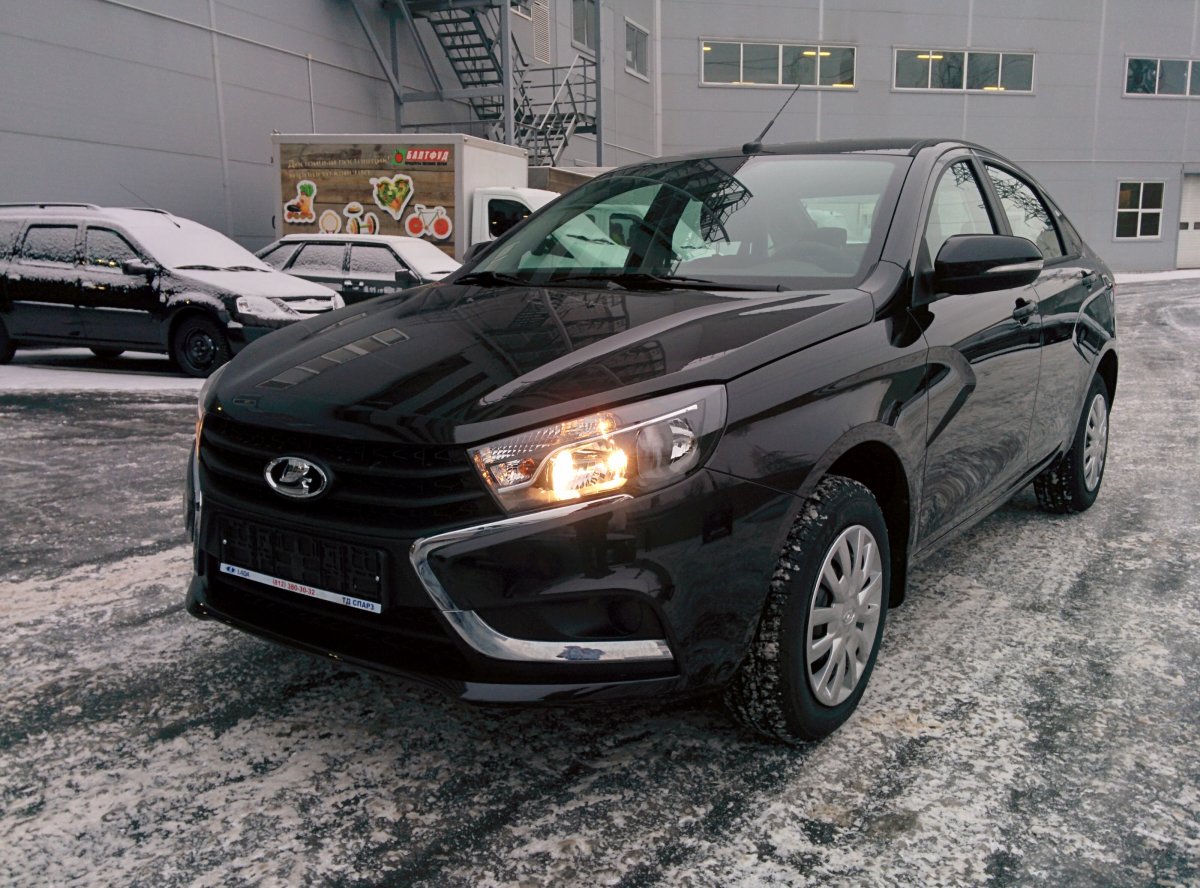 Lada Vesta черная