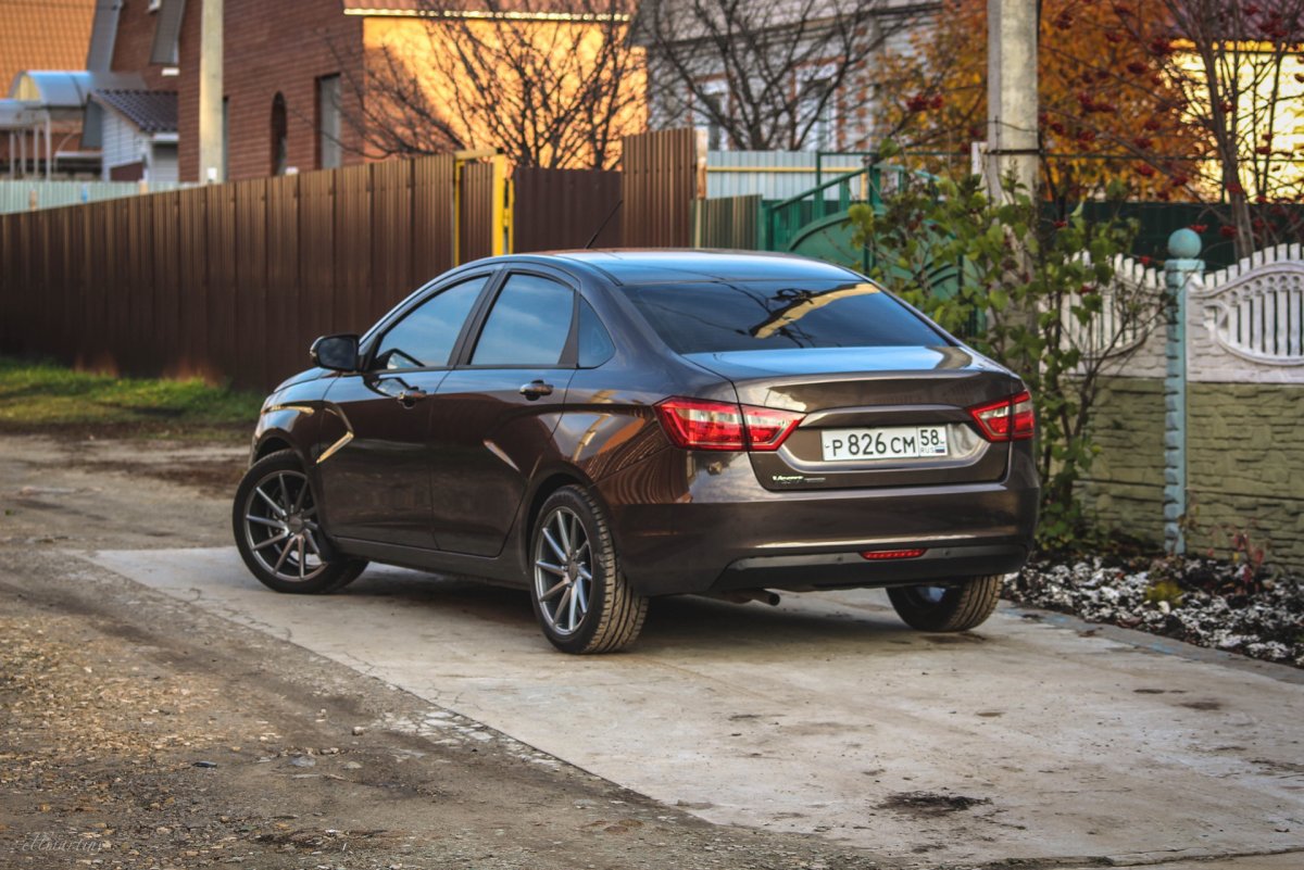 Lada Vesta Ангкор r17