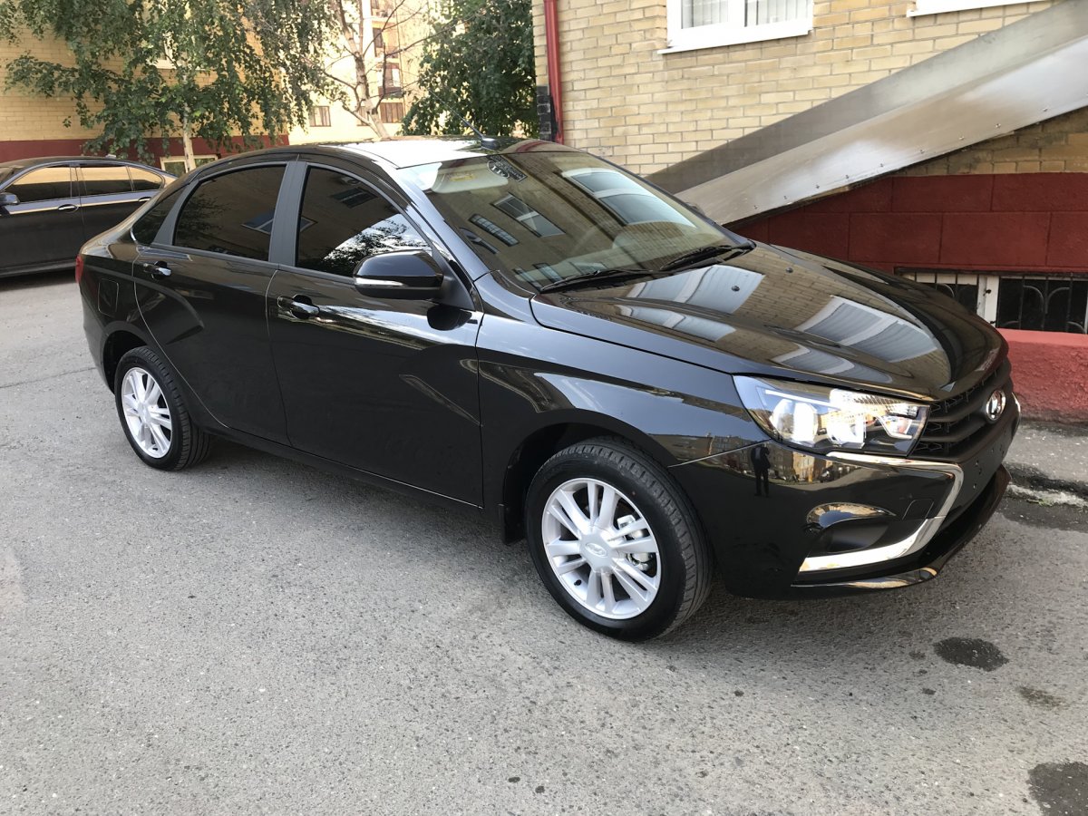 Lada Vesta черная Жемчужина
