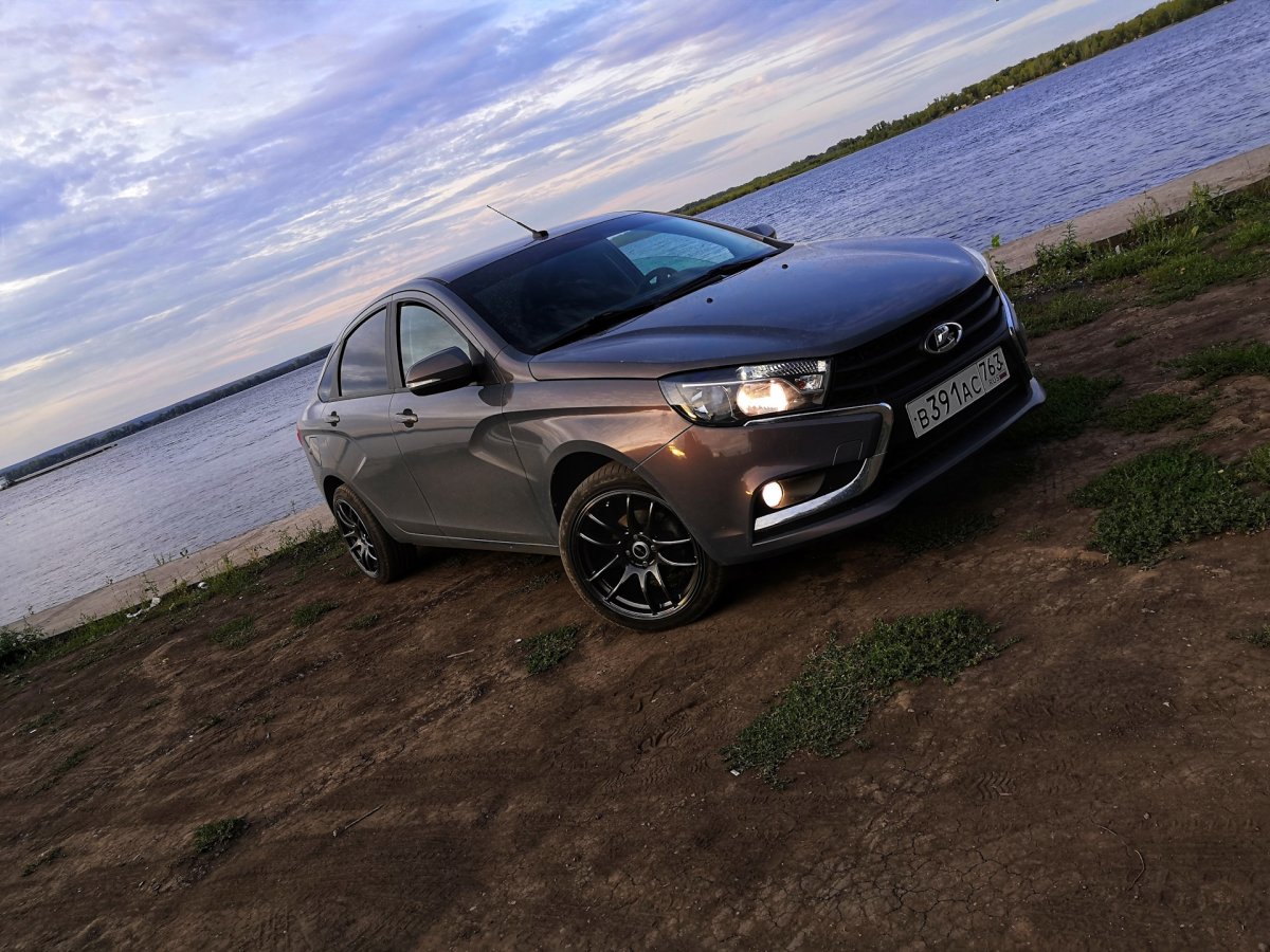 Lada Vesta Фантом