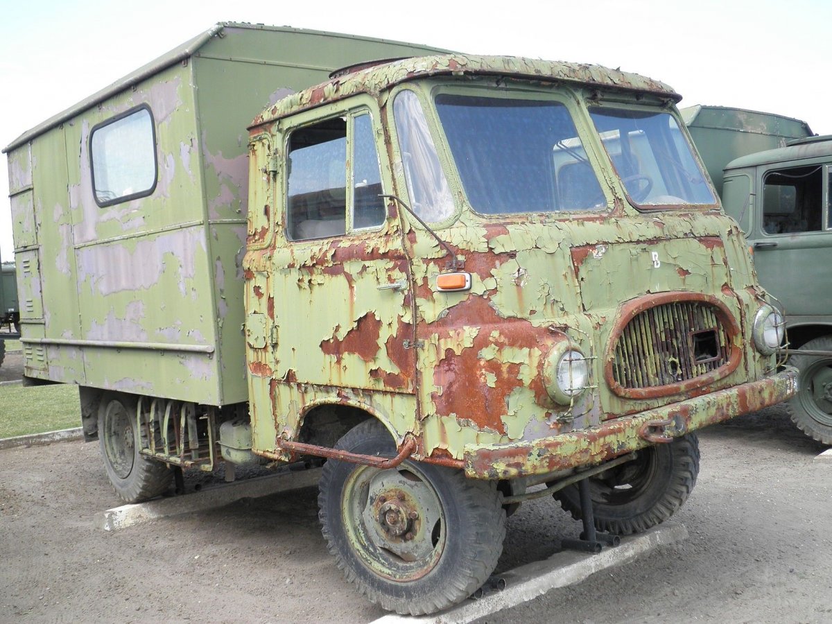 Робур ЛО 3000