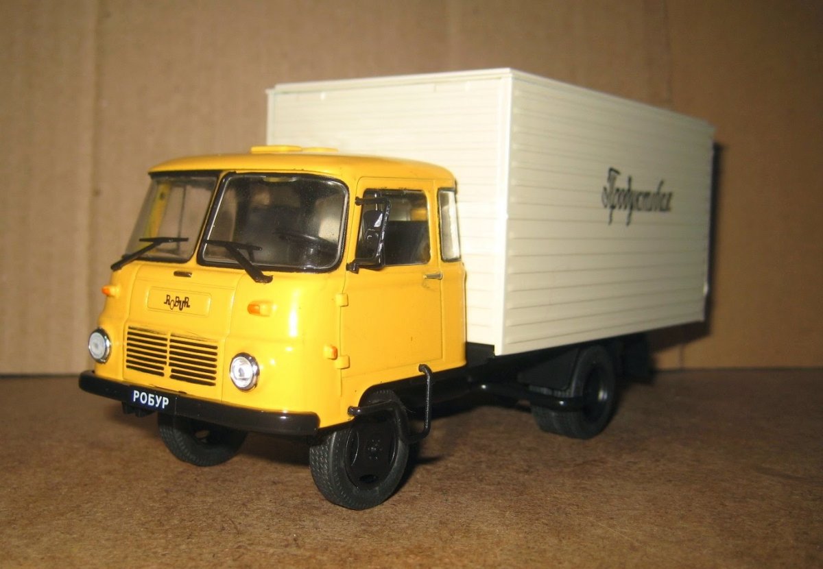 Двигатель Robur lo