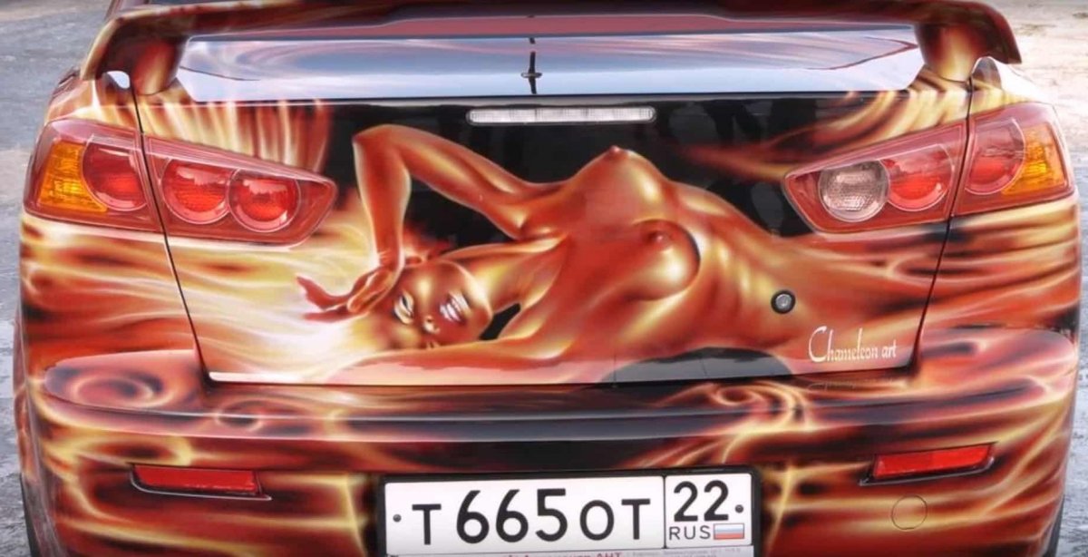 Аэрография на машине