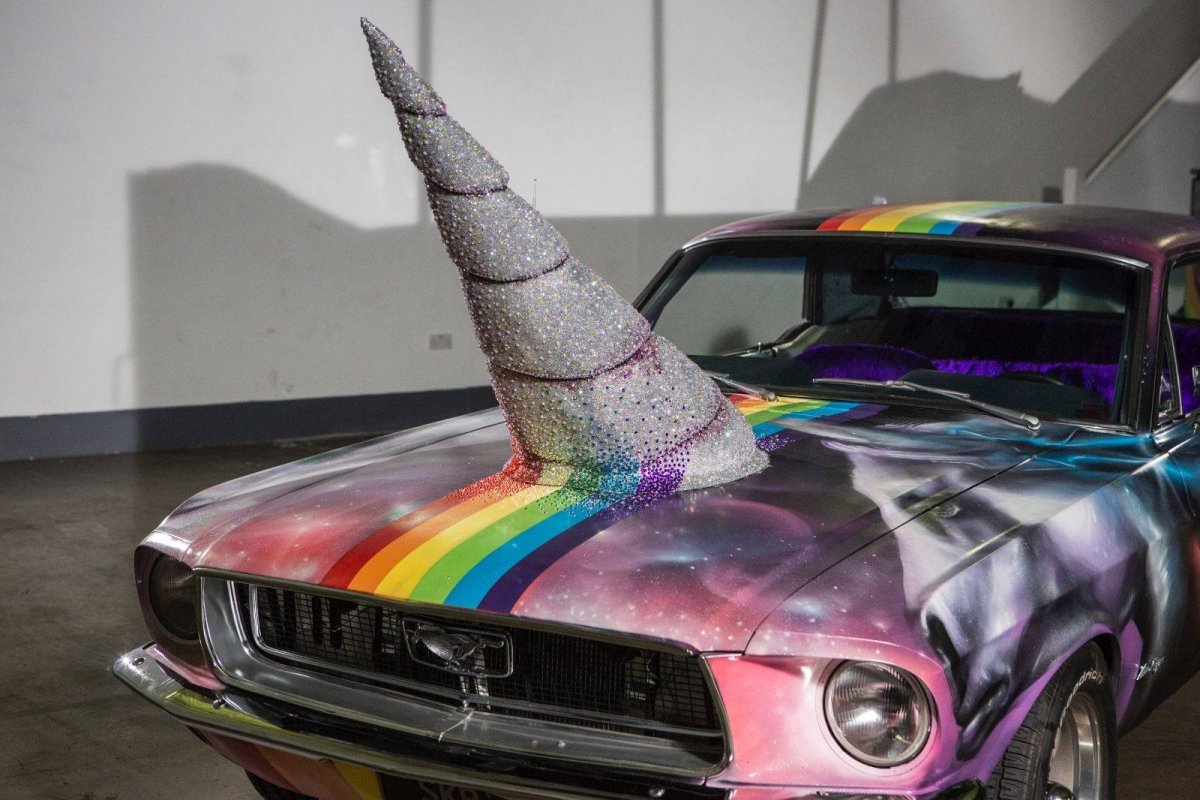 Радужная машина