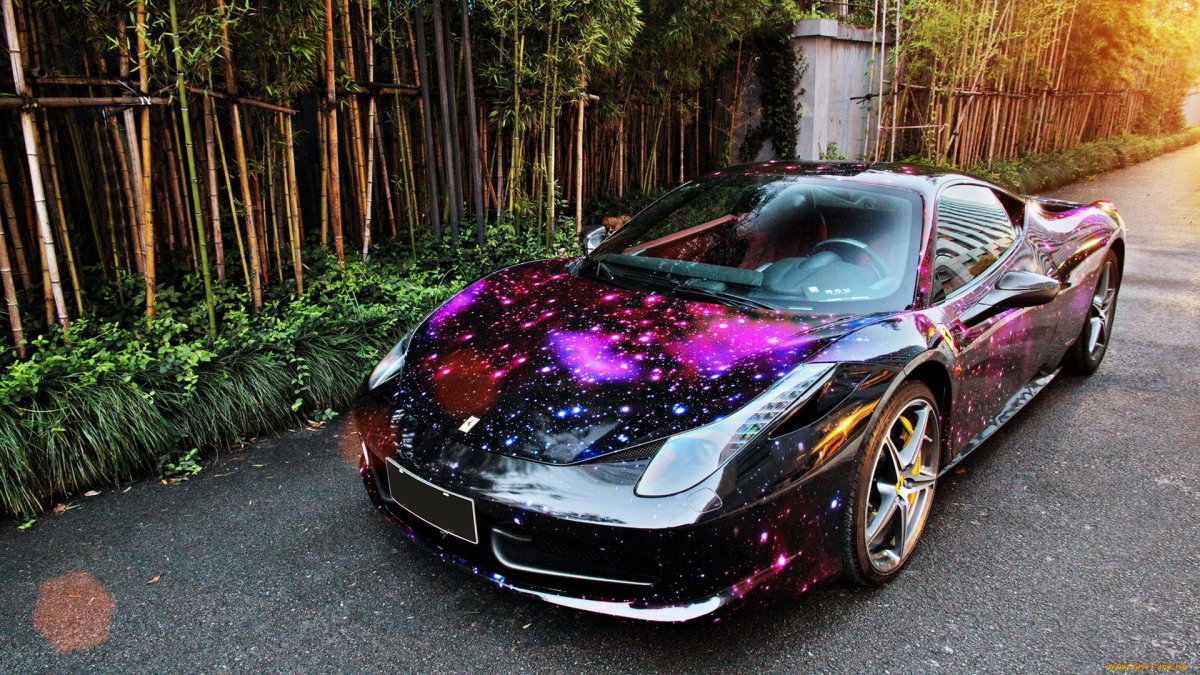 Необычные расцветки машин