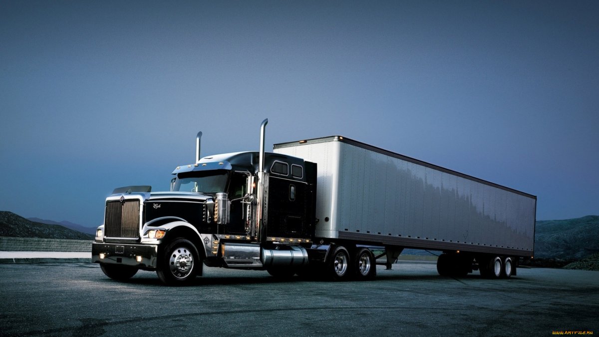 Американский тягач Петербилт
