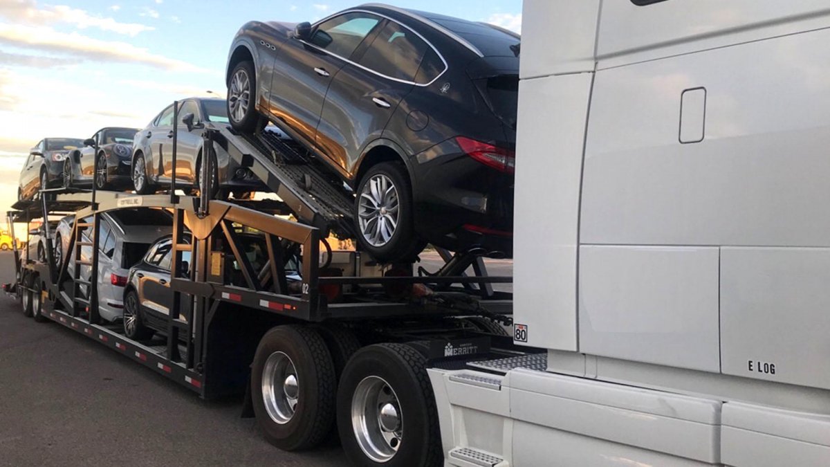 Автовоз с прицепом Hyundai HD-500