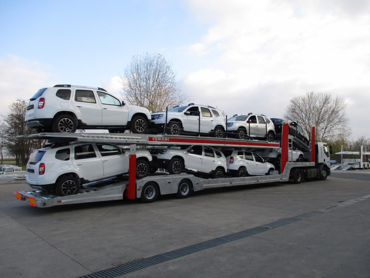 Автовоз Lohr Ermak