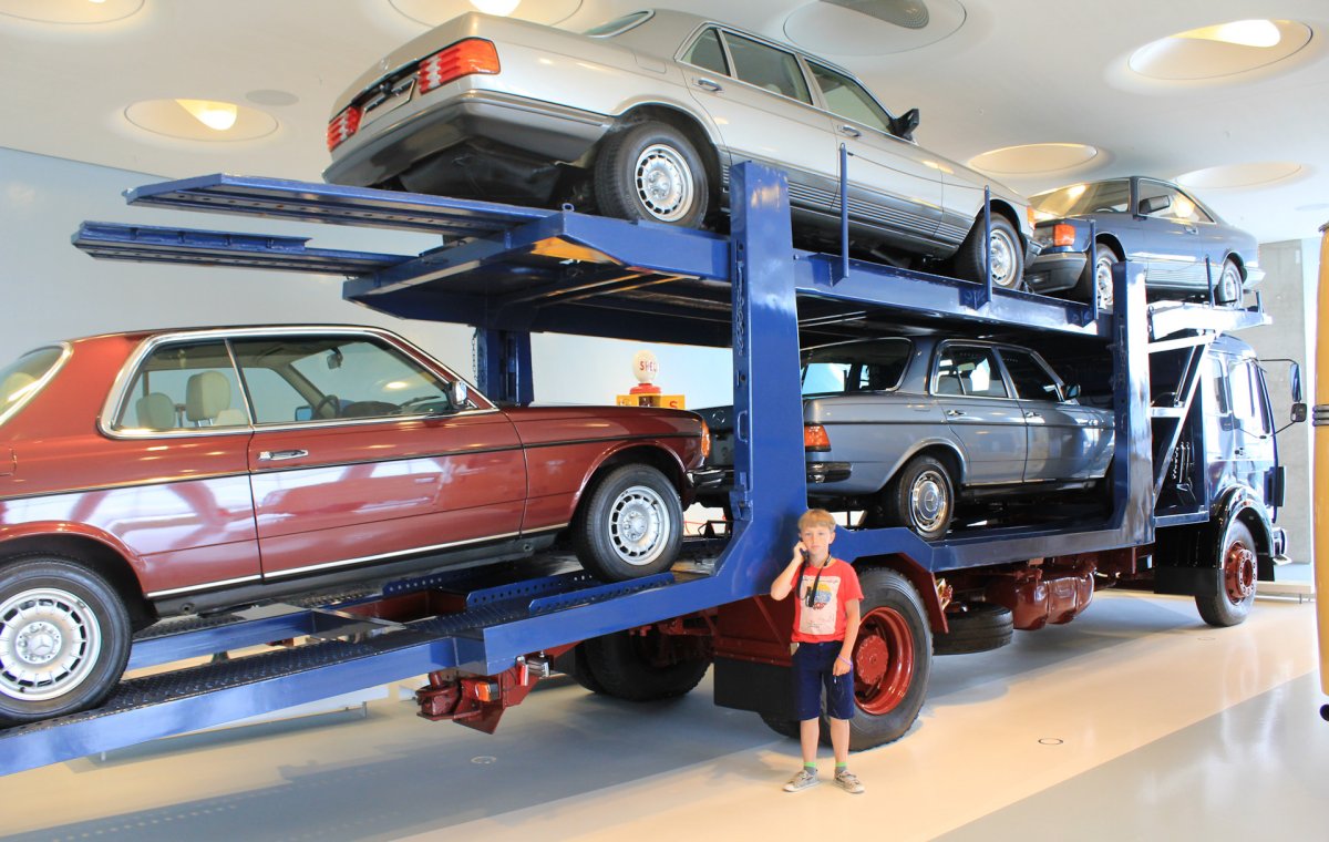 Автовоз раскладушка Рено