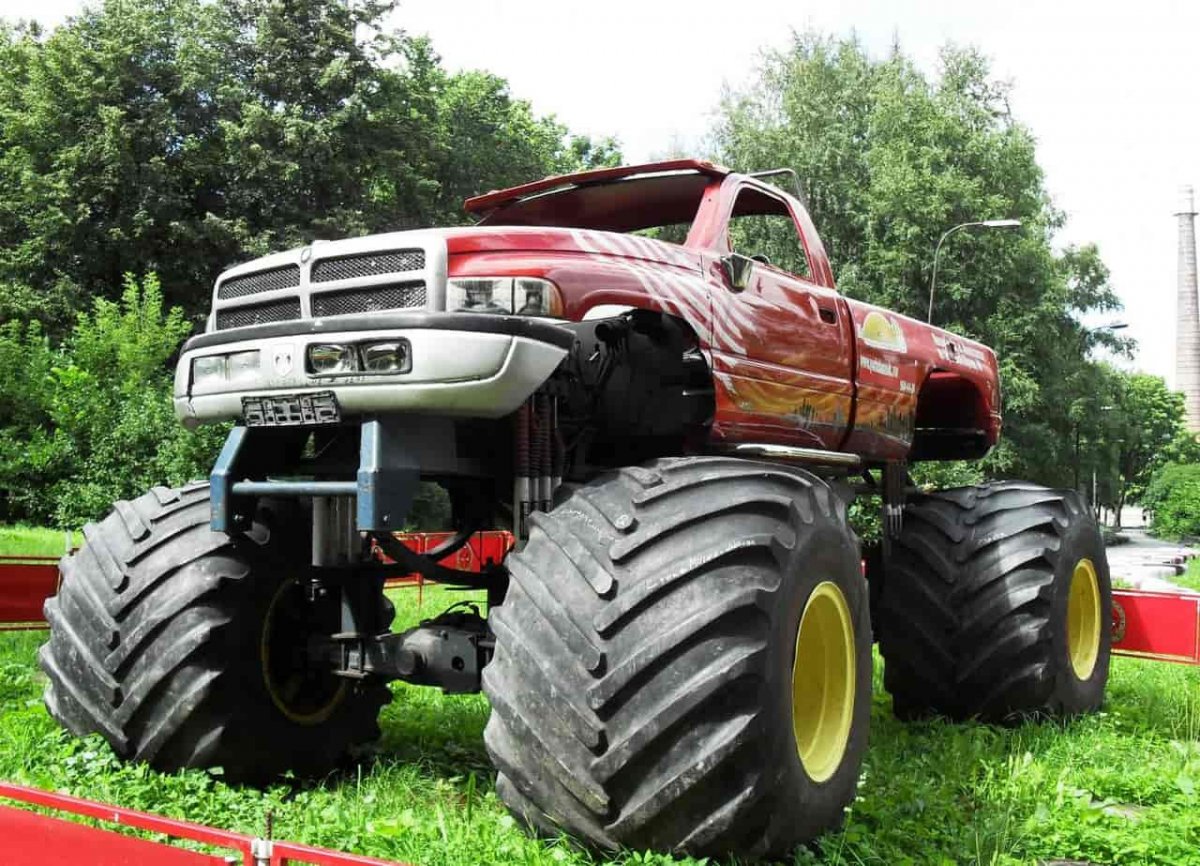 Няньки бигфут