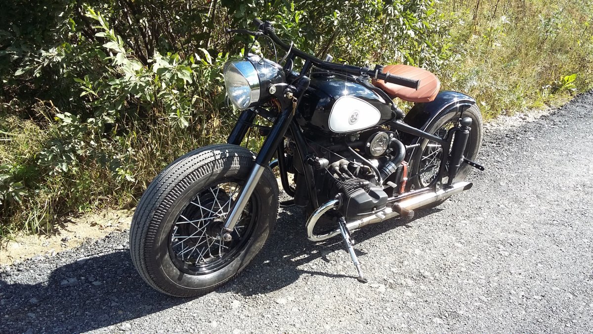 Мотоцикл Урал боббер 2020