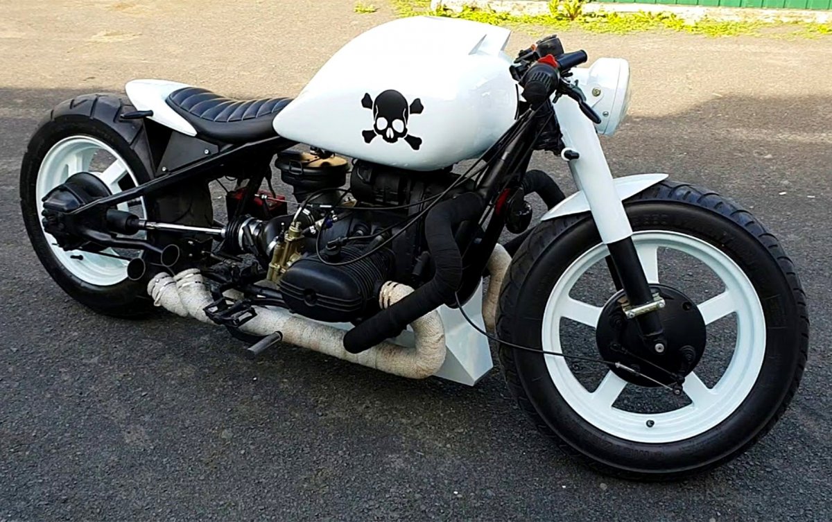 Урал боббер белый