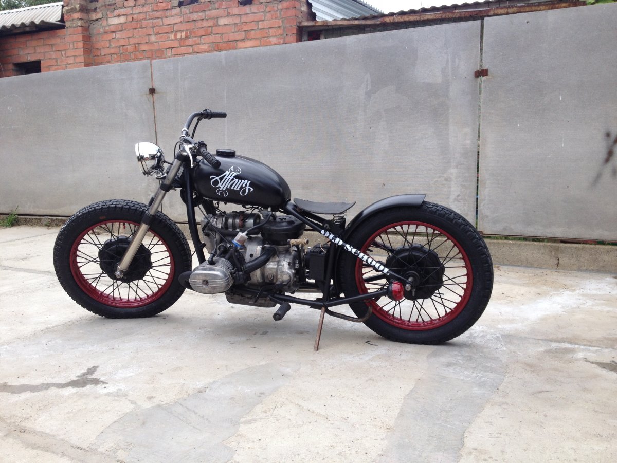 Bobber мотоцикл Урал