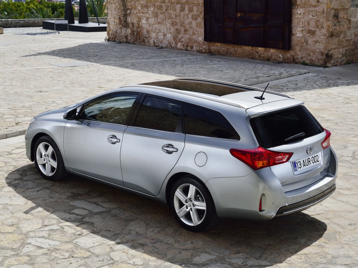 Toyota Auris 2013 Touring Sports