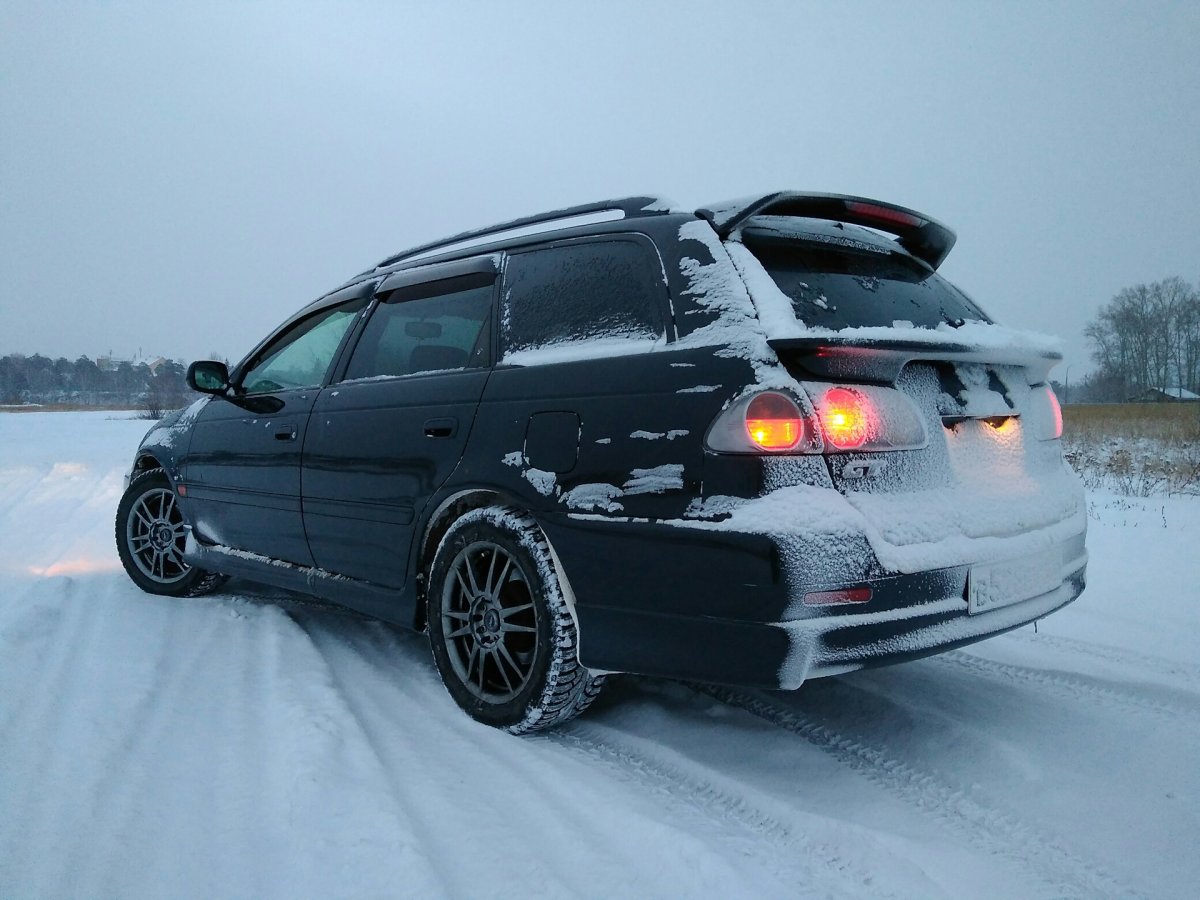 Toyota Caldina Black