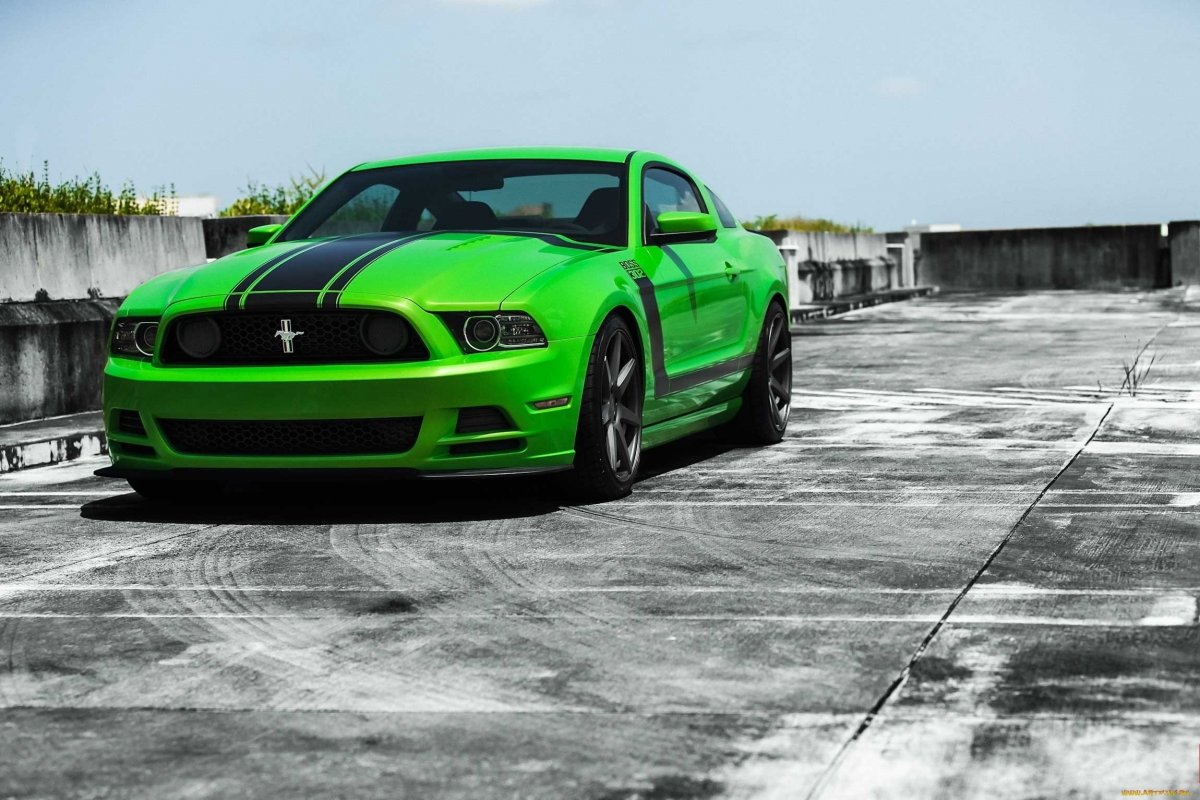 Форд Мустанг Шелби зеленый