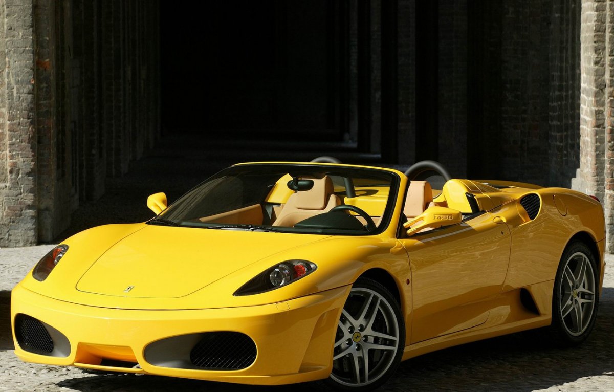 Ferrari f430 Yellow