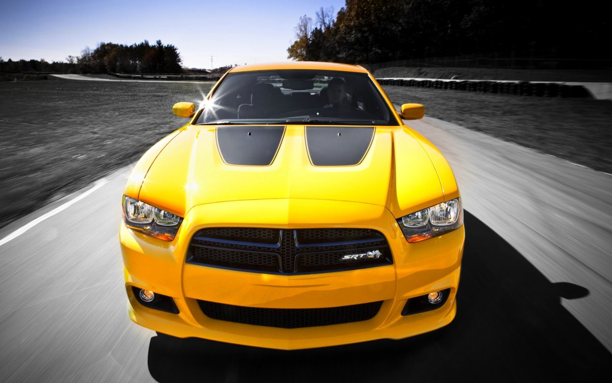 Dodge Charger srt8 super Bee 2012