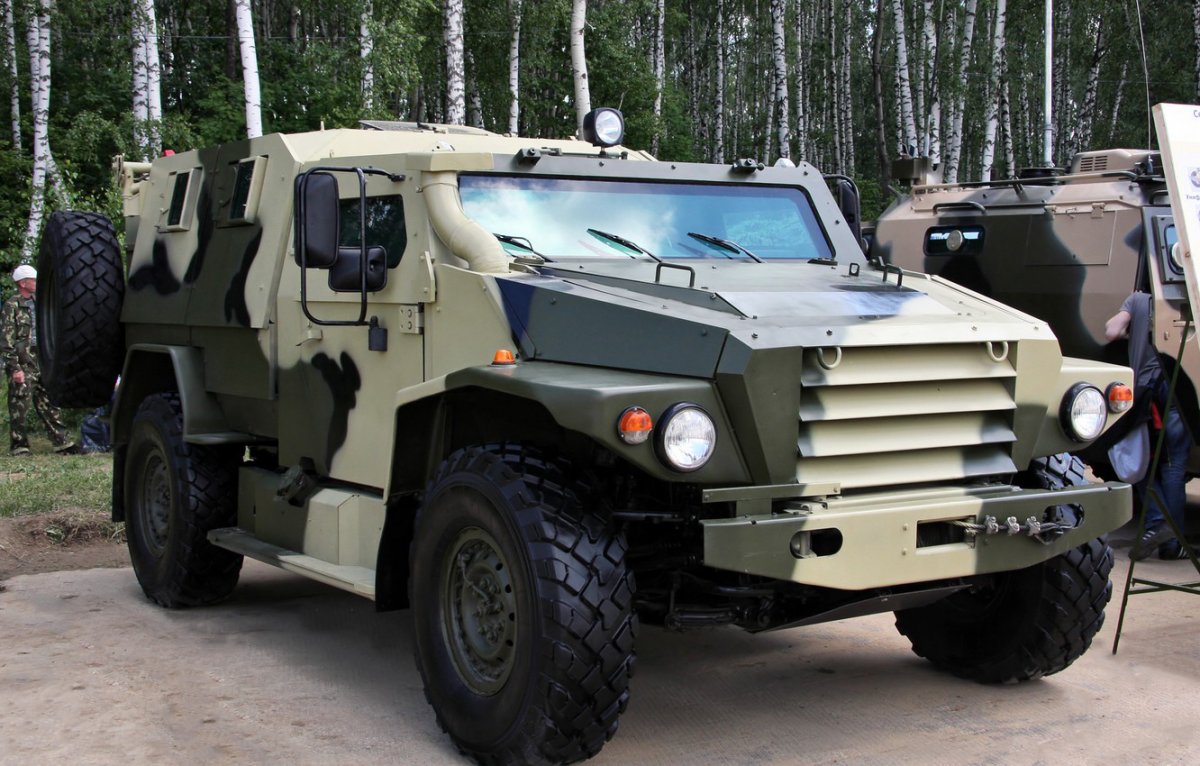 Бронеавтомобиль ВПК-39273 «волк-3»