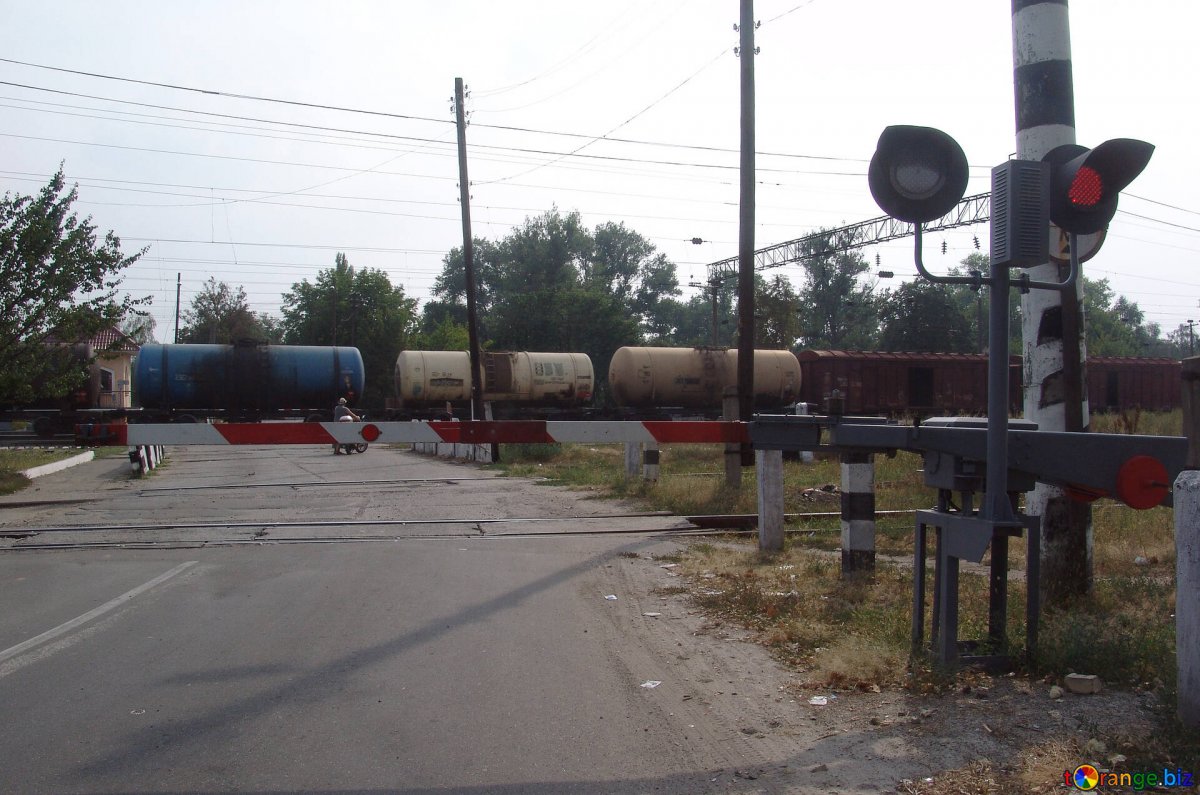 Поезд и автомобиль