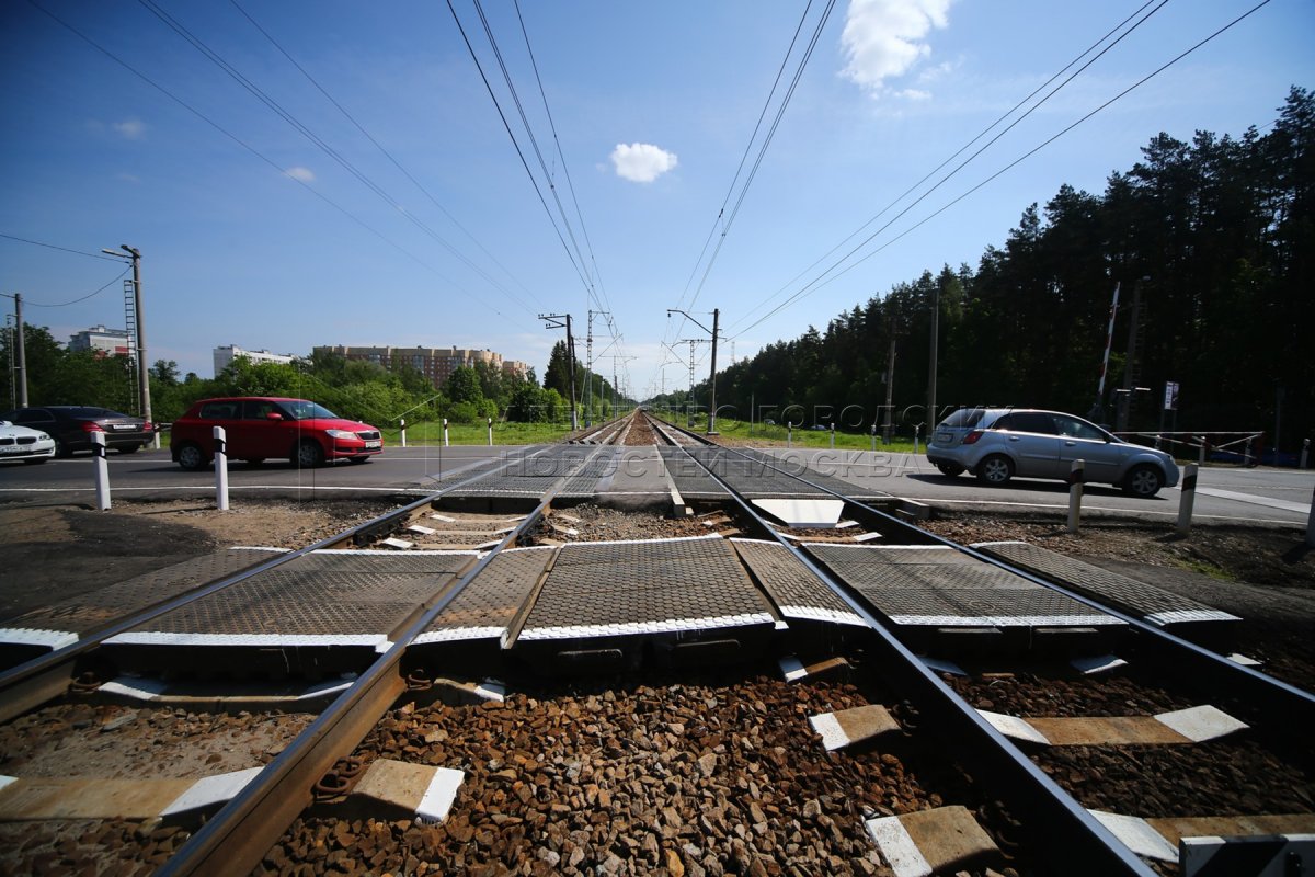 Столкновение поездов с автотранспортом,