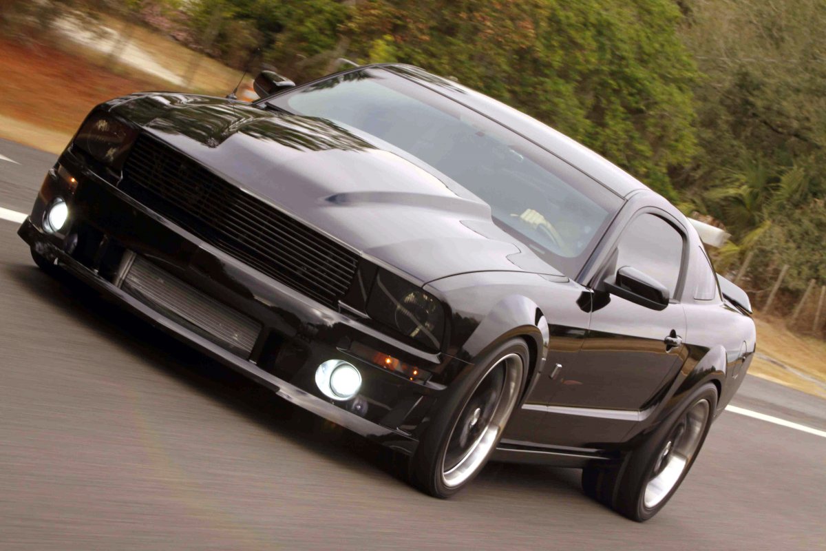 Ford Mustang 2006 тюнингованная