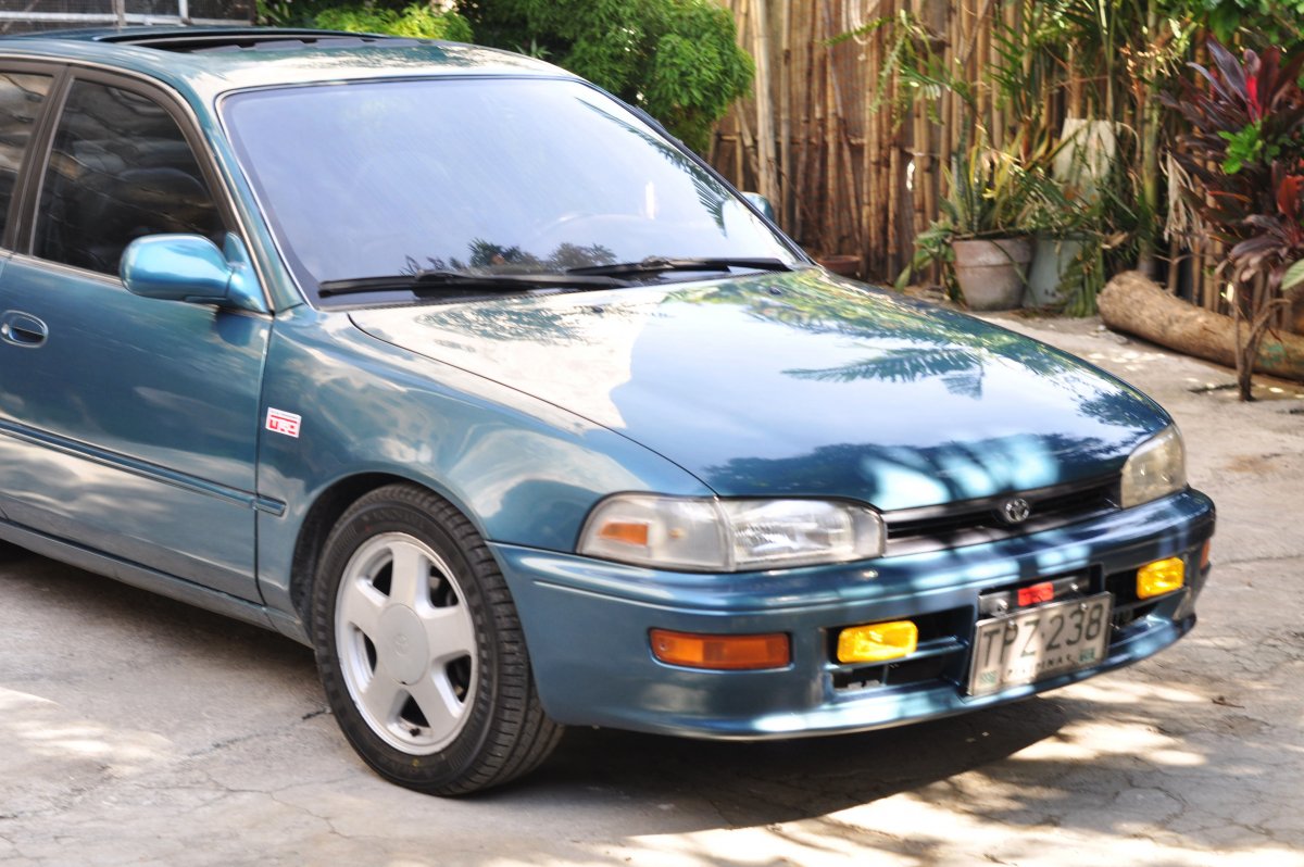 Toyota Corolla Sprinter ae100