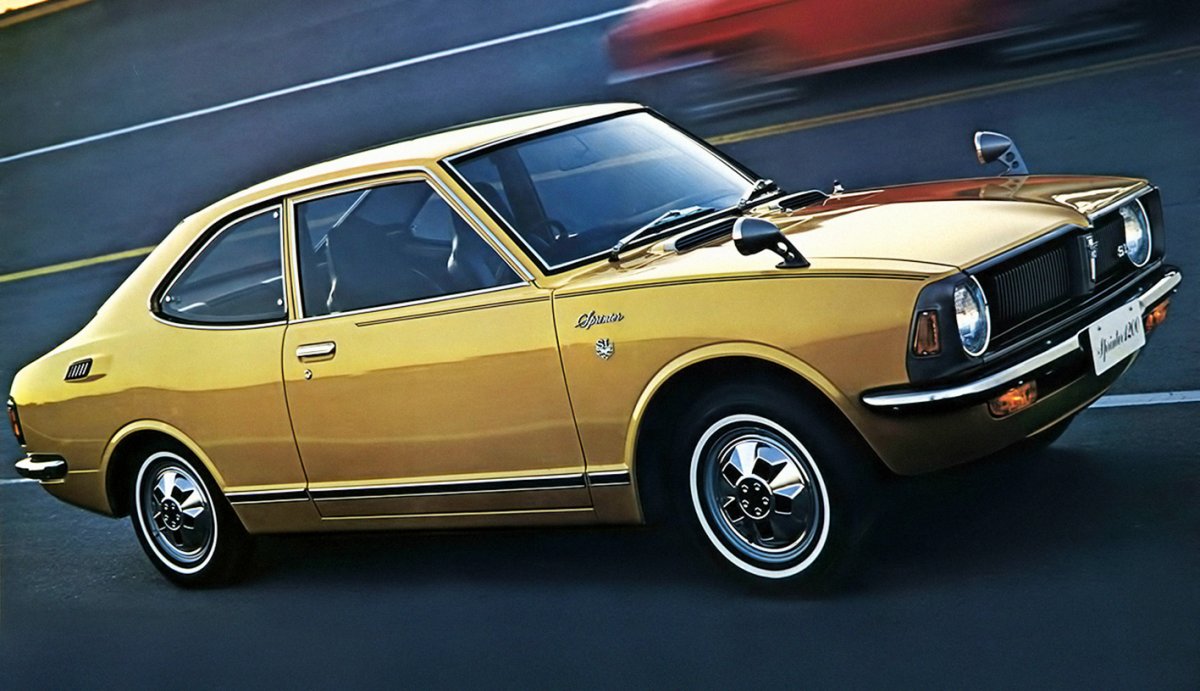 Тойота Королла Sprinter 2015