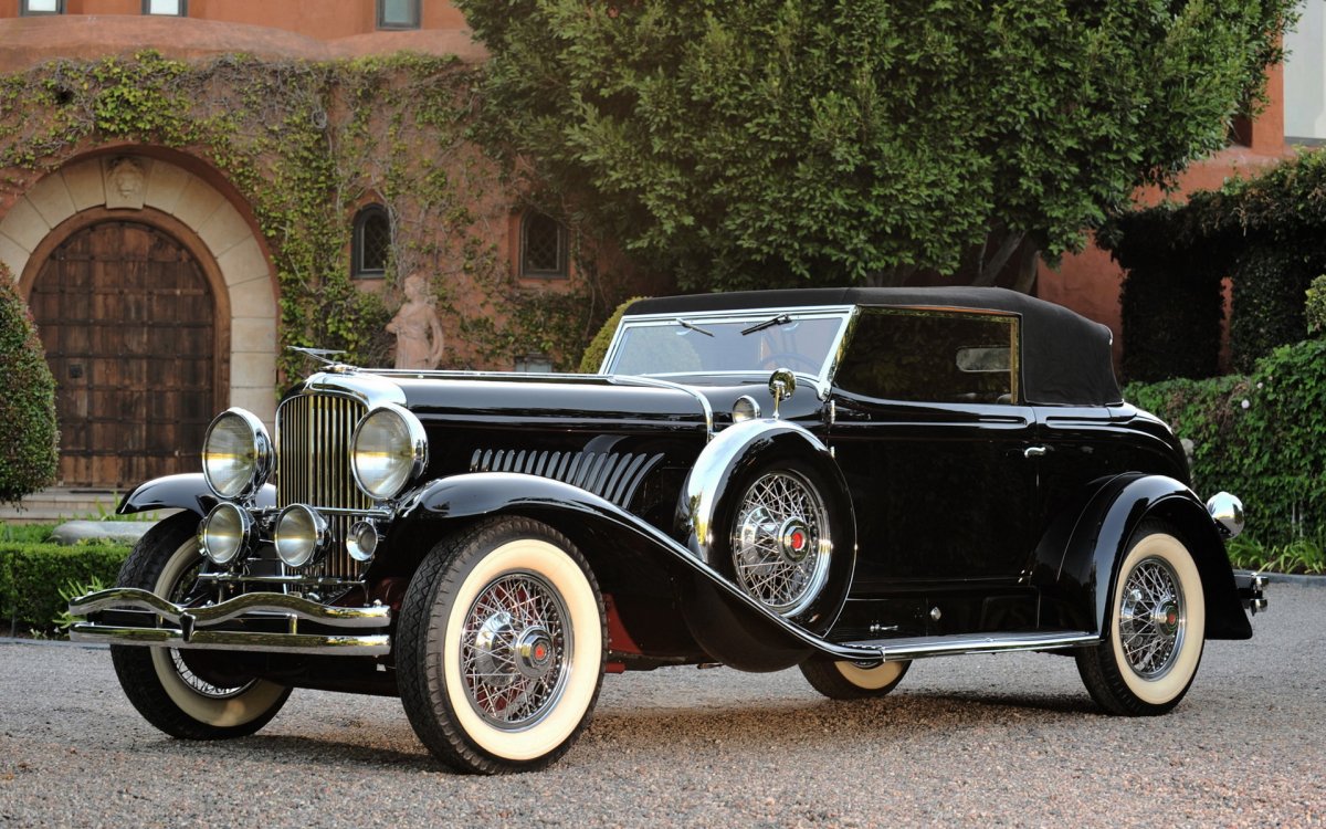 Duesenberg SJ Arlington Torpedo sedan 1933