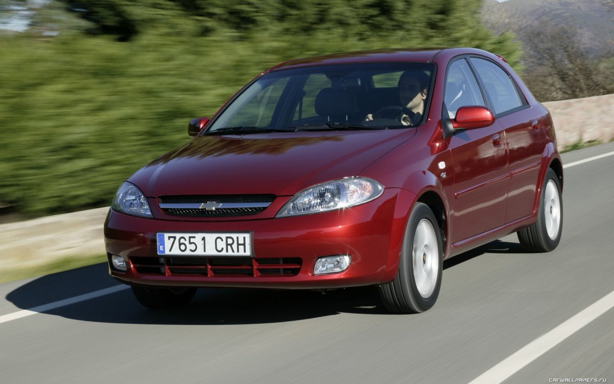 Шевроле Лачетти хэтчбек 2004