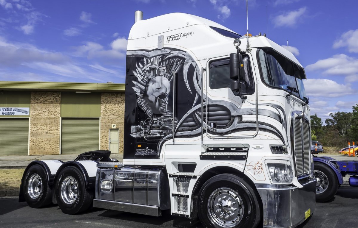 Грузовик Kenworth k200