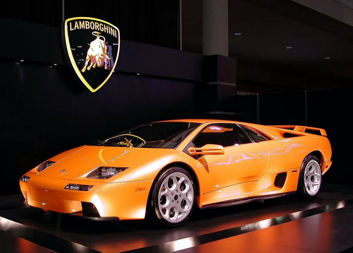 Ламборгини Уракан Сакура