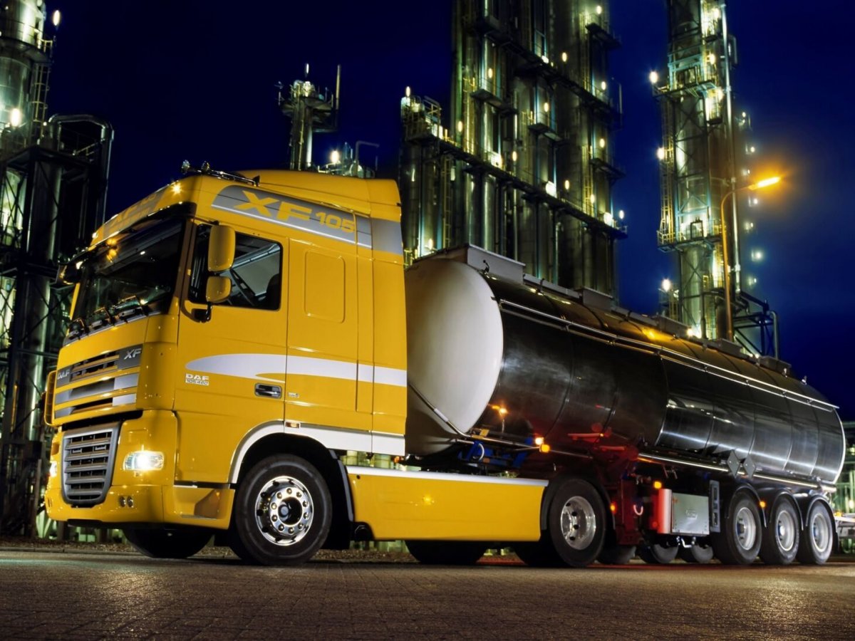 Бензовоз ГРАЗ Даф 105