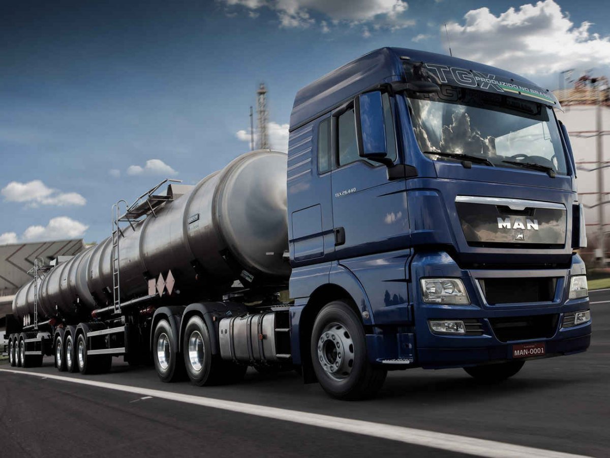 Тягач ман для автоцистерны