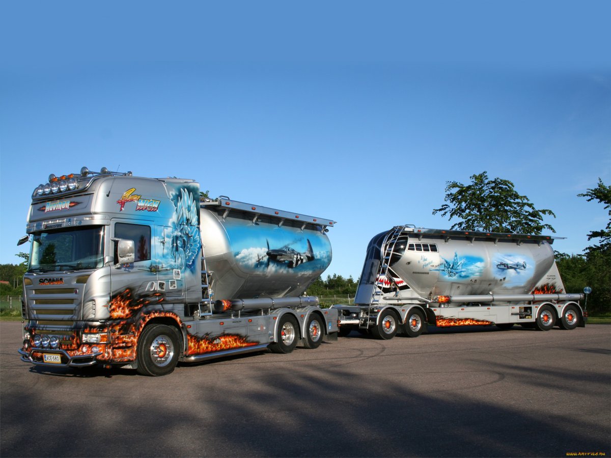 Фура бензовоз Скания