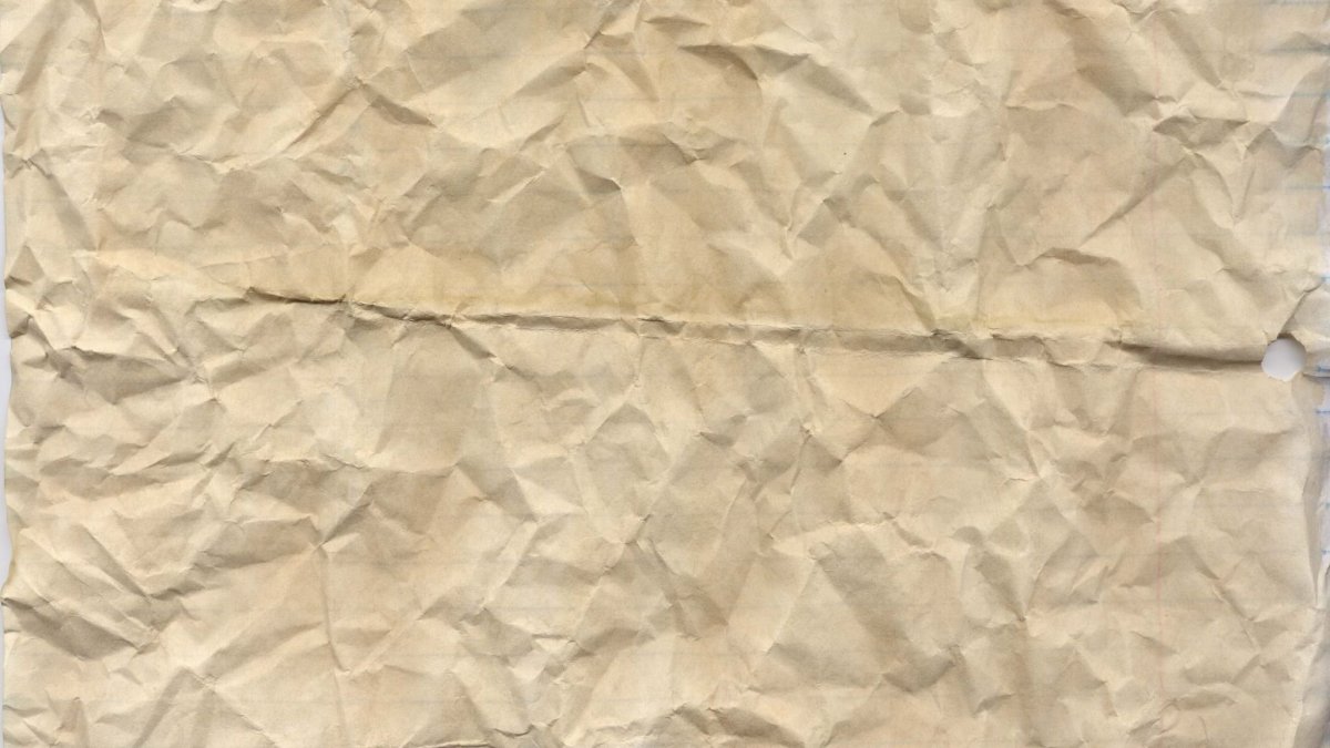 Белая мятая бумага
