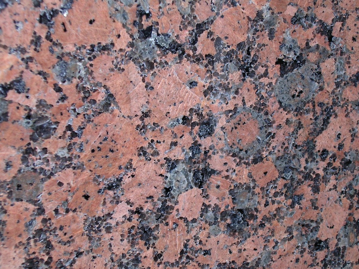 Кармен ред гранит