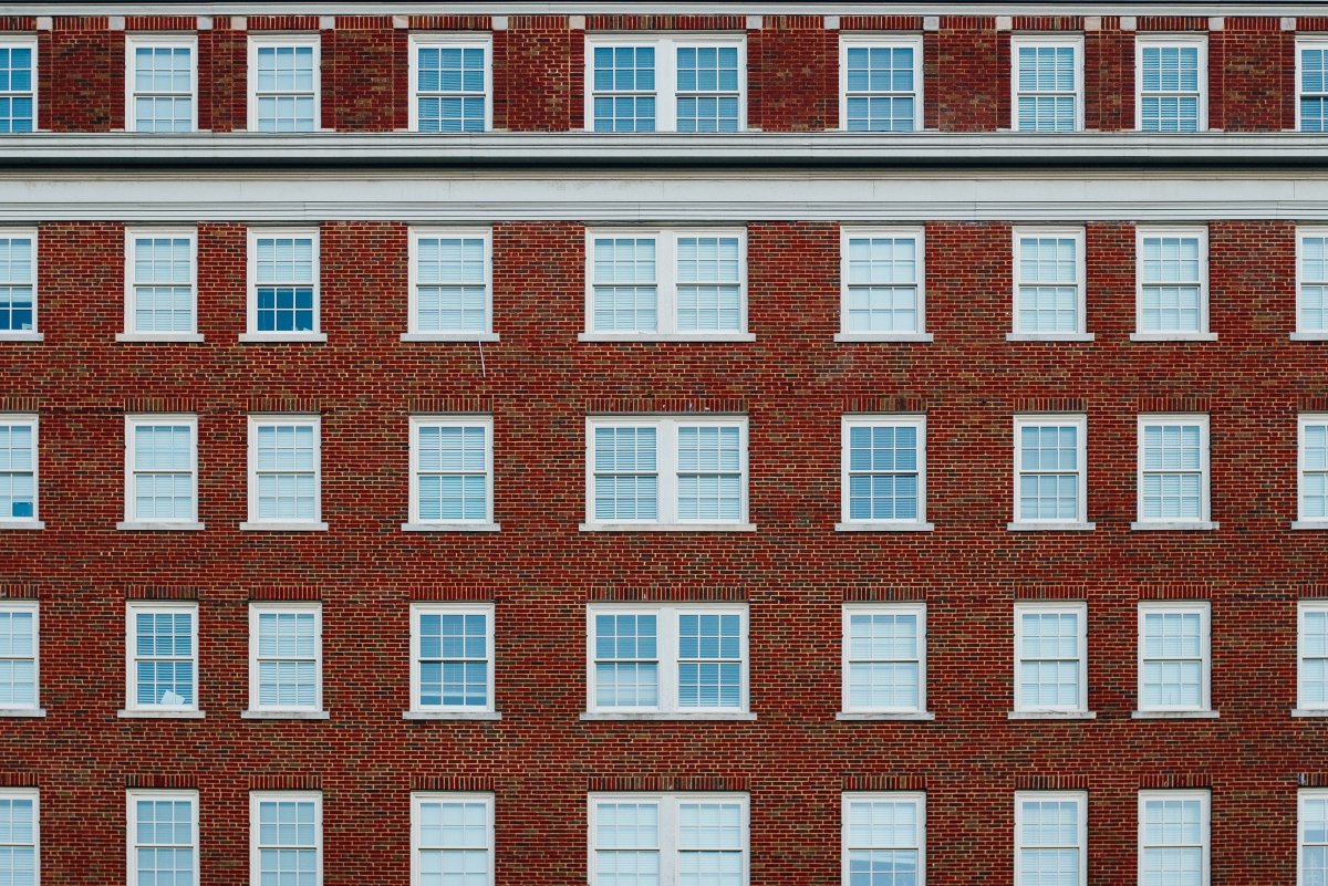 Стена многоэтажного дома текстура