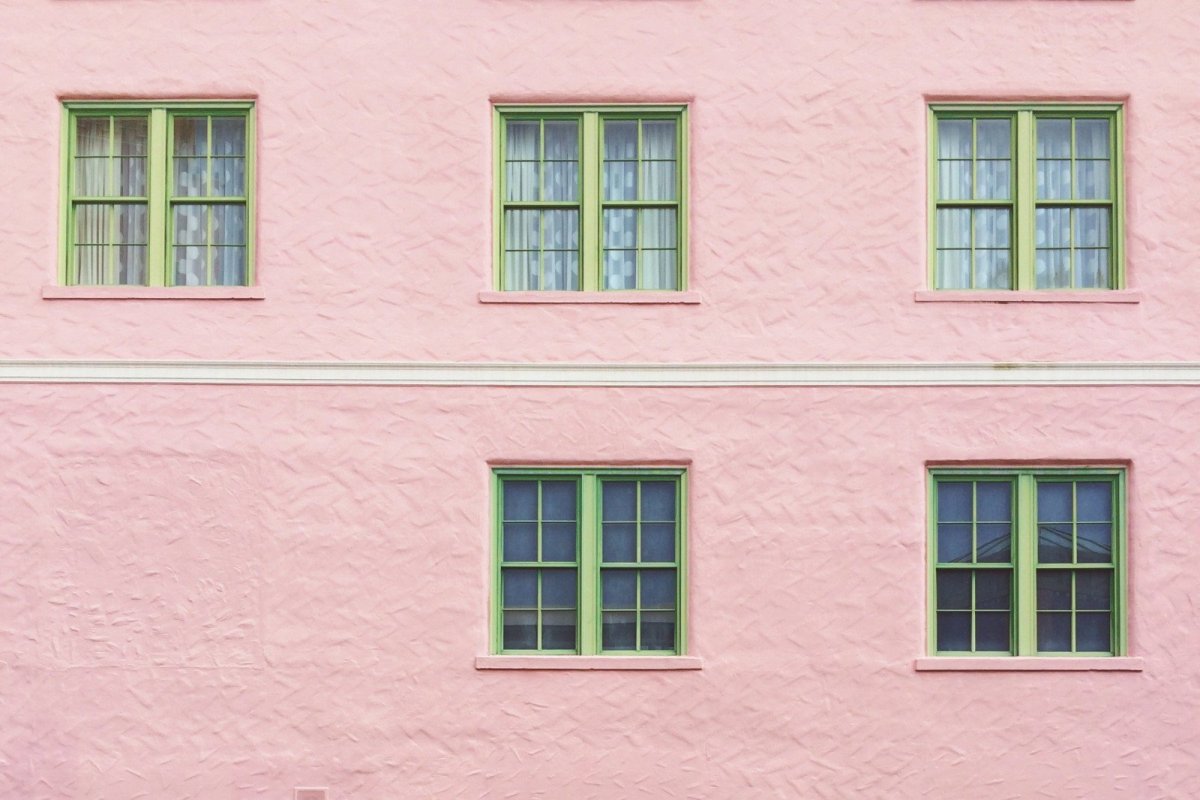 Стена с окнами текстура