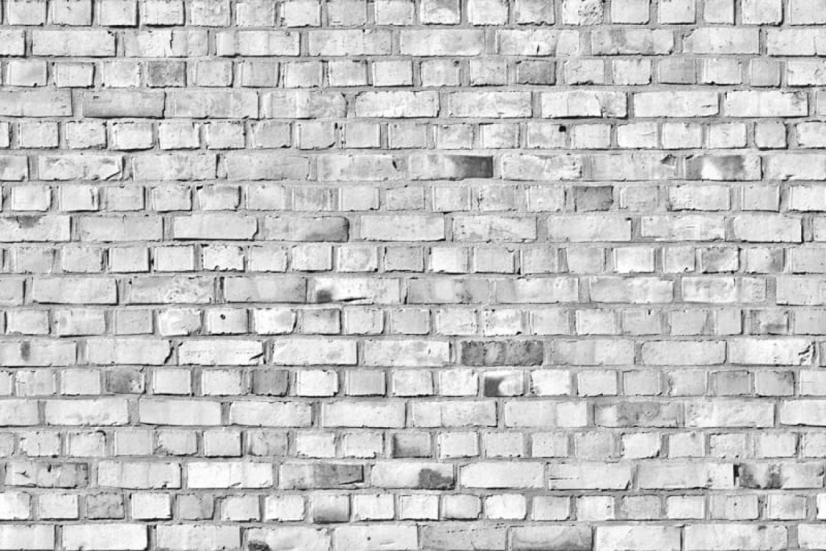 Белая кирпичная стена