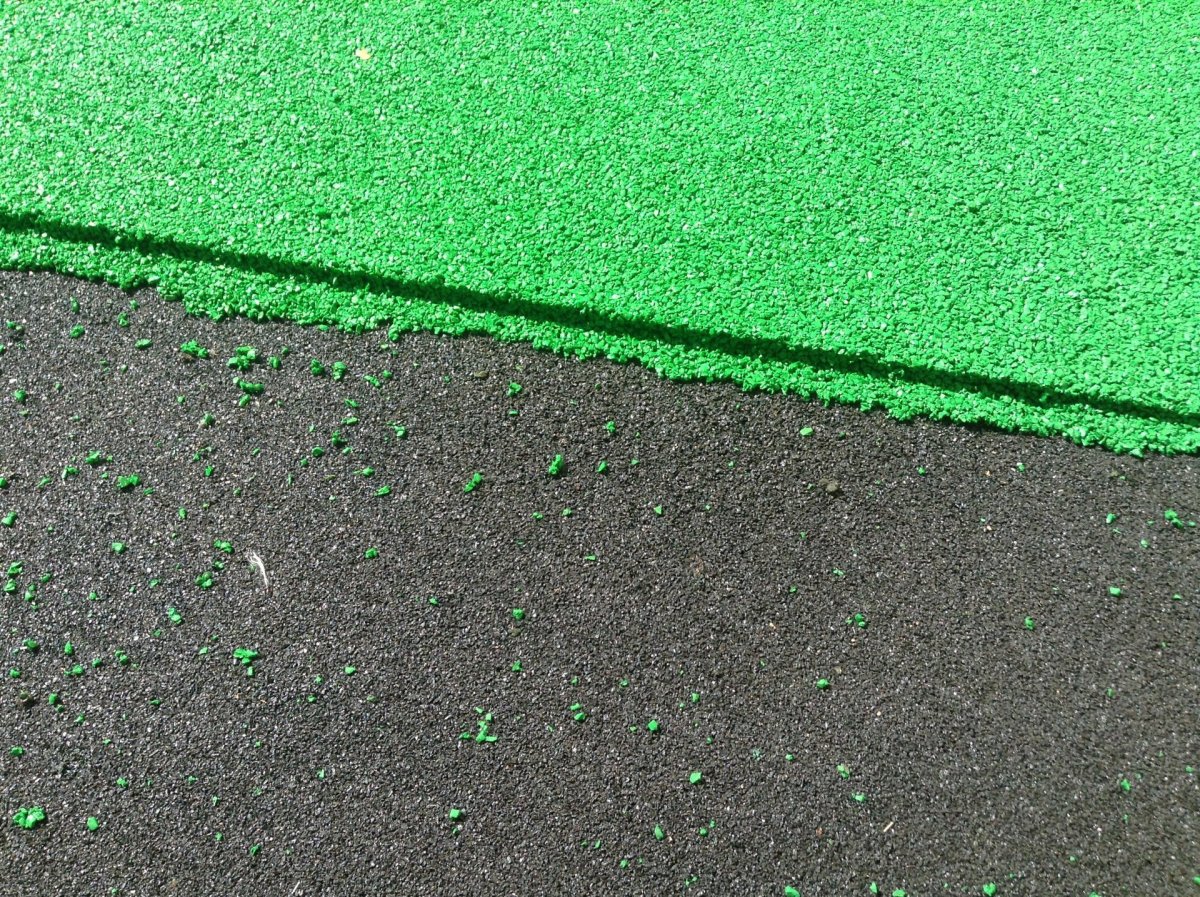 ЕПДМ крошка зеоеное пркрытие