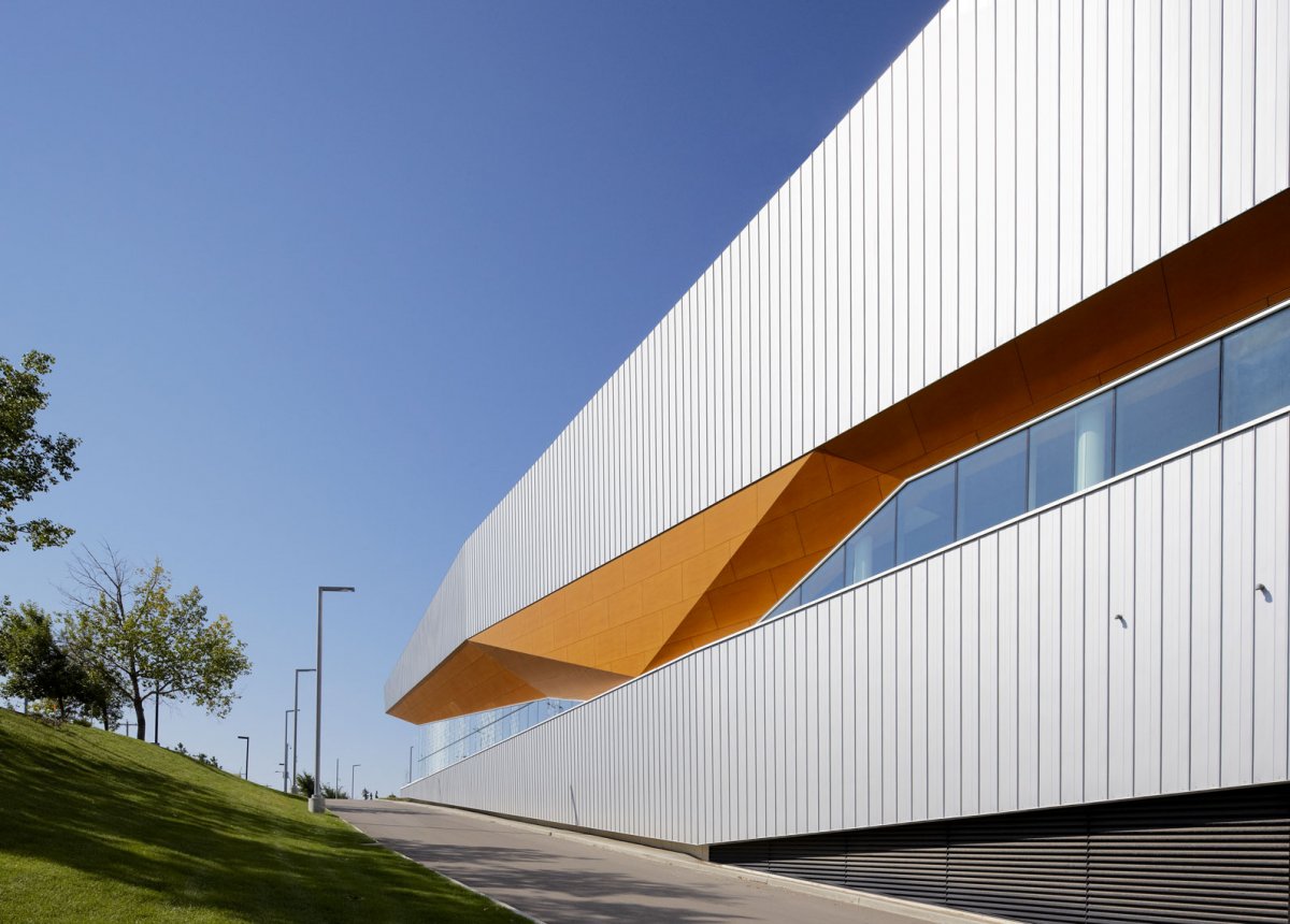 Красный сайдинг текстура