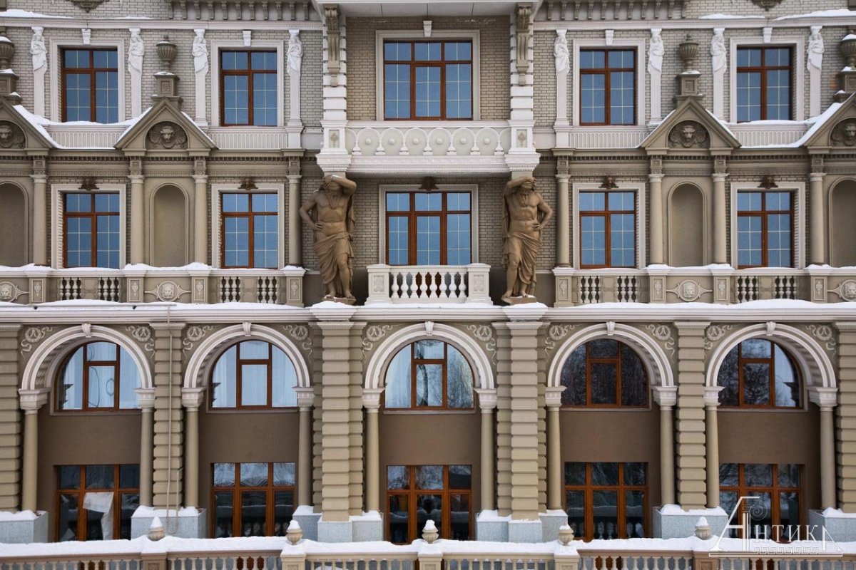 Фасады зданий в классическом стиле