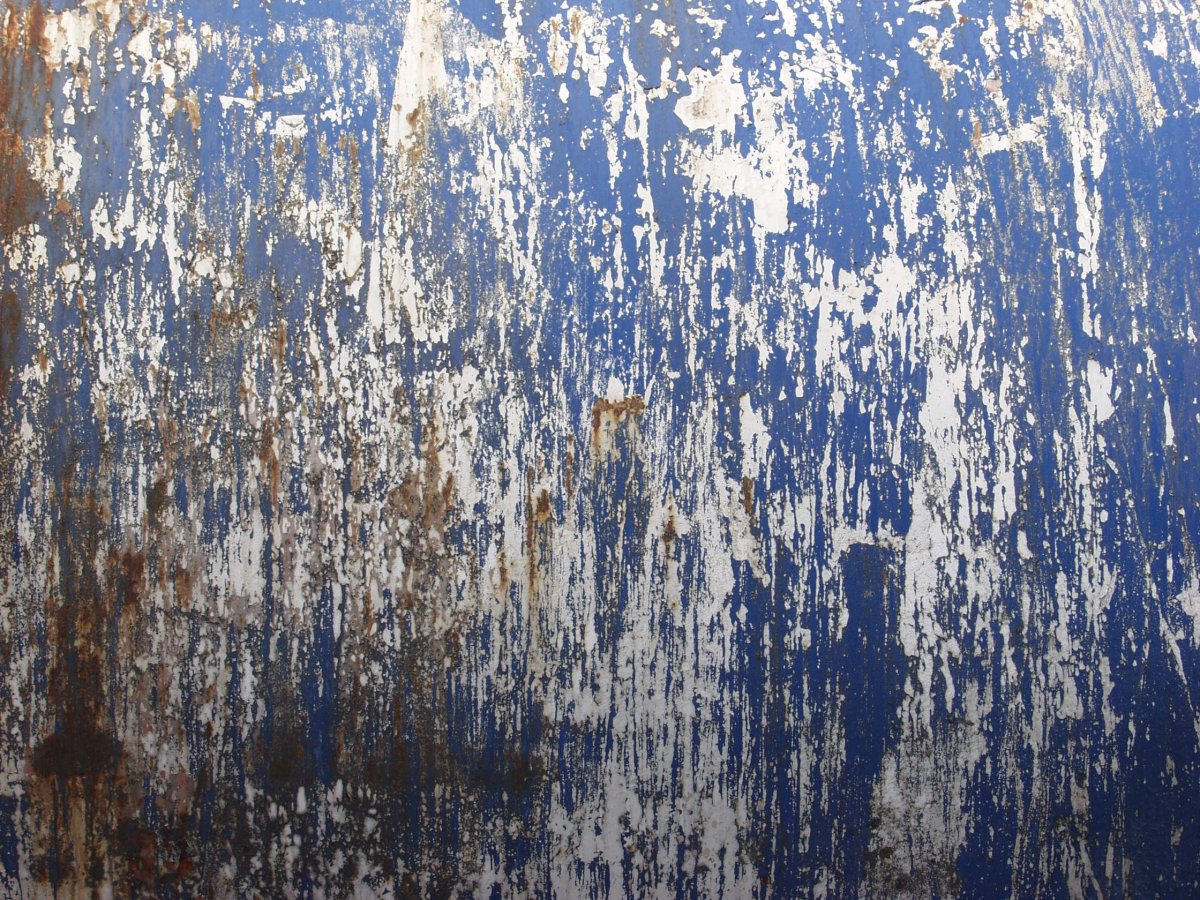 Старая краска на металле