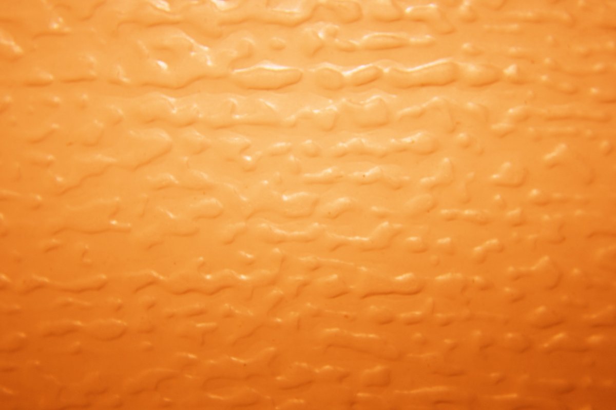 Оранжевая стена