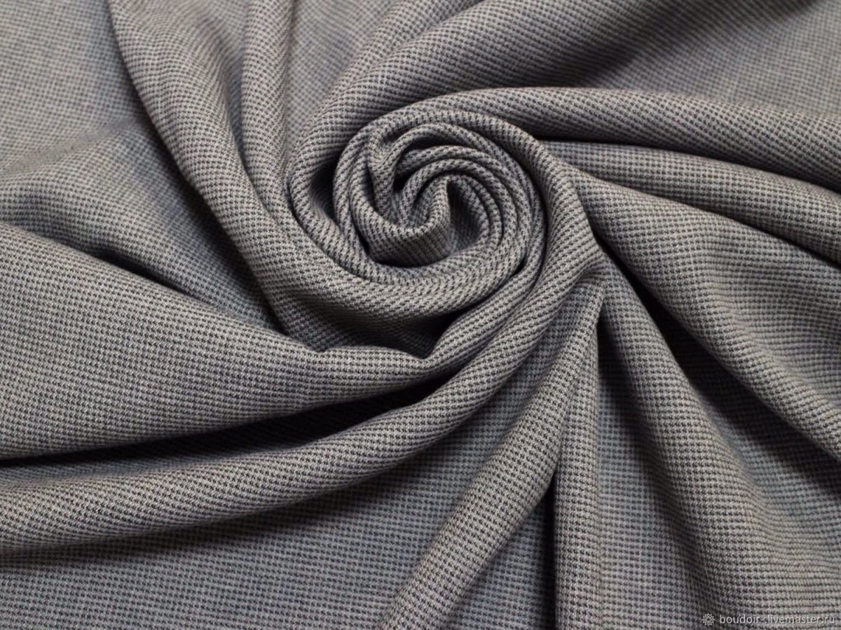 Ткань камвольная полушерстяная костюмная