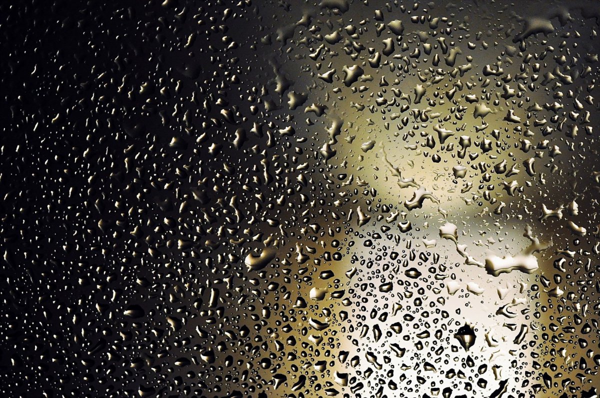 Мокрое стекло