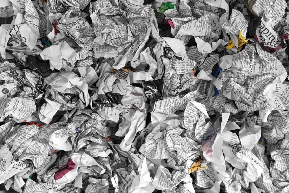 Разбросанные бумаги