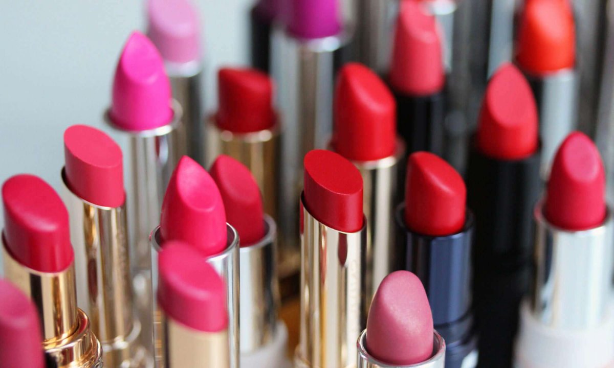 Косметика помада